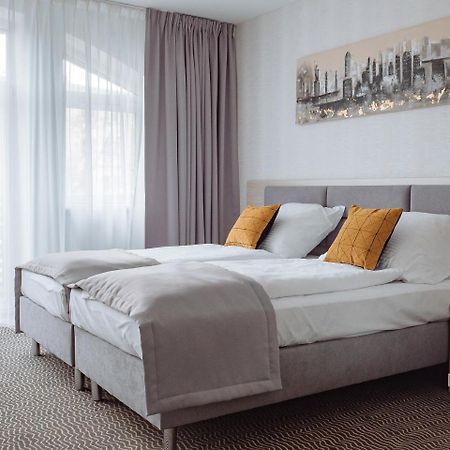 Hotel Chrobrego9 ブンツラウ エクステリア 写真