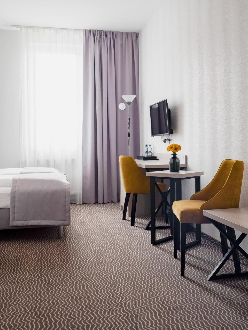 Hotel Chrobrego9 ブンツラウ エクステリア 写真