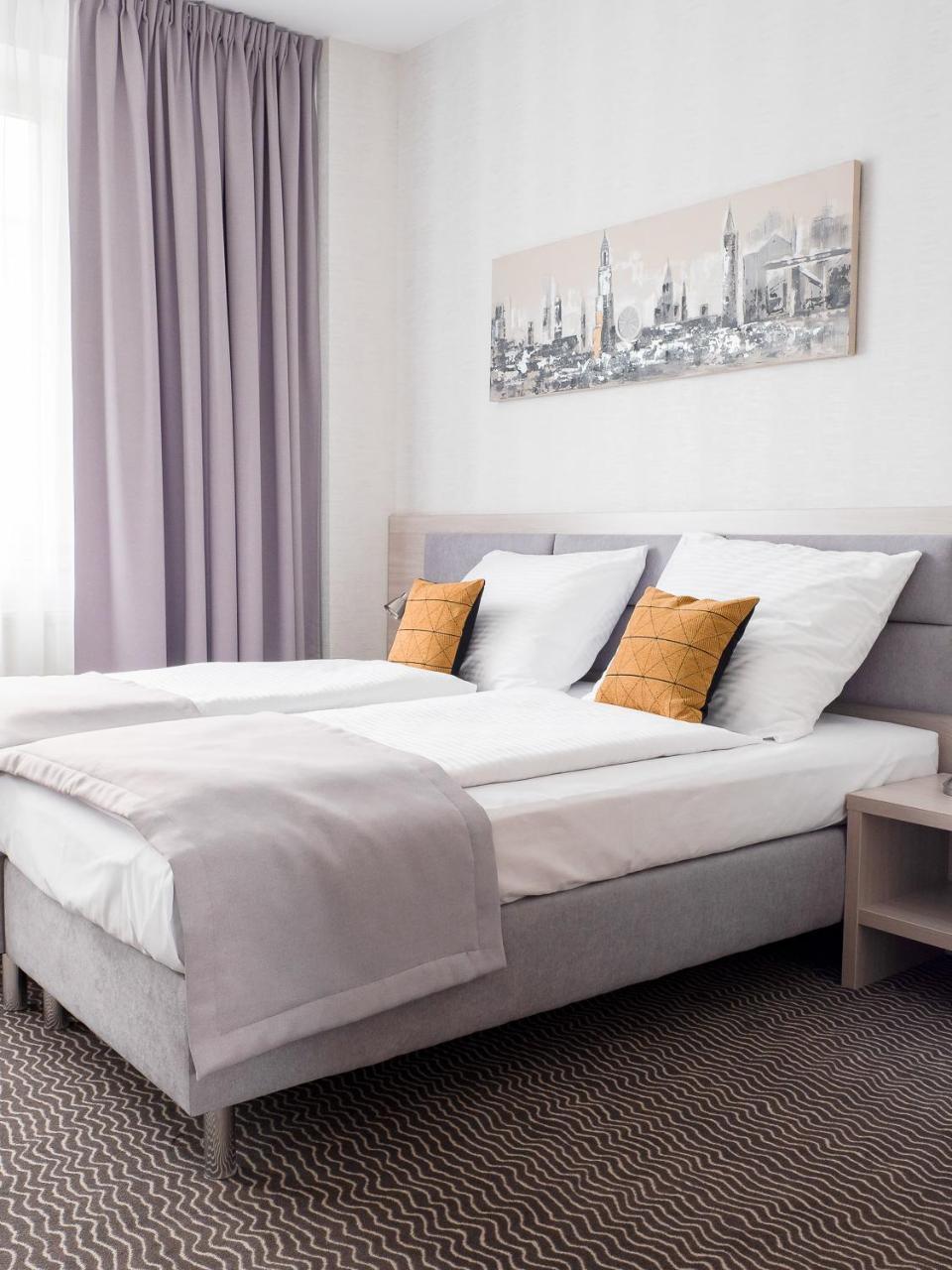 Hotel Chrobrego9 ブンツラウ エクステリア 写真